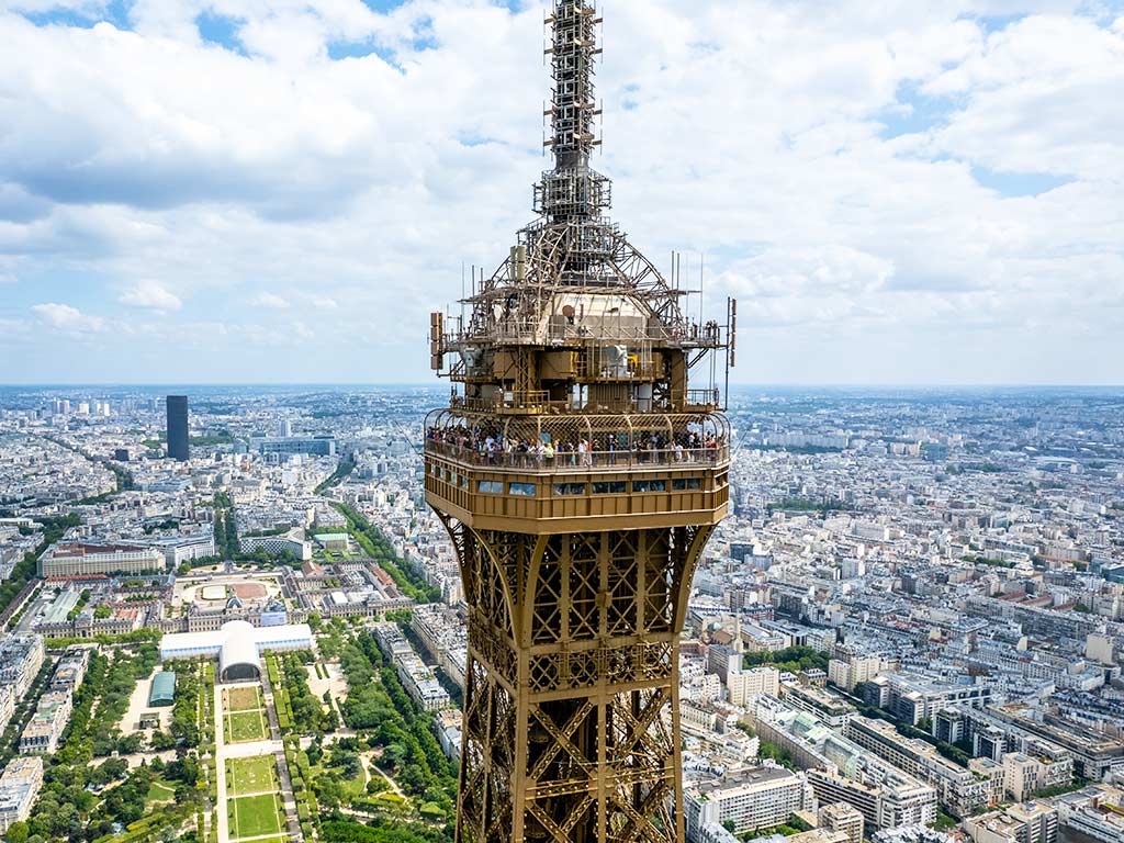 eiffel tower paris guided tour tickets | Paris Whatsup