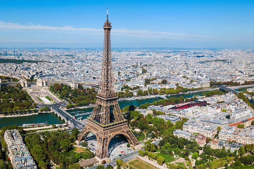 Climb the Eiffel Tower in Paris | Paris Whatsup