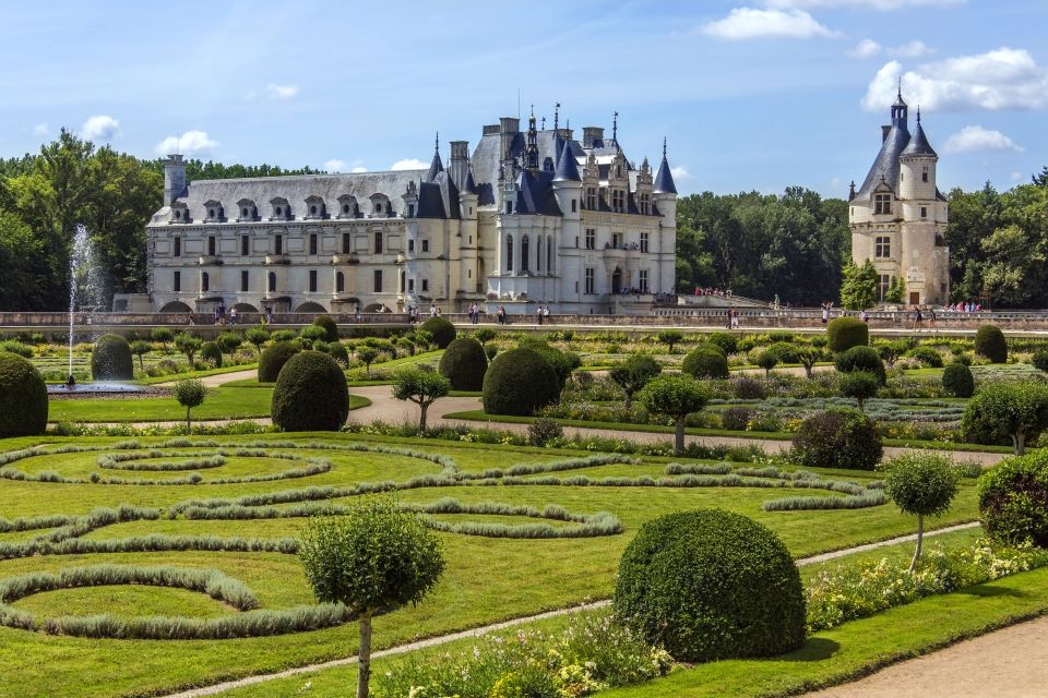 loire valley chateau day trip from paris | Paris Whatsup