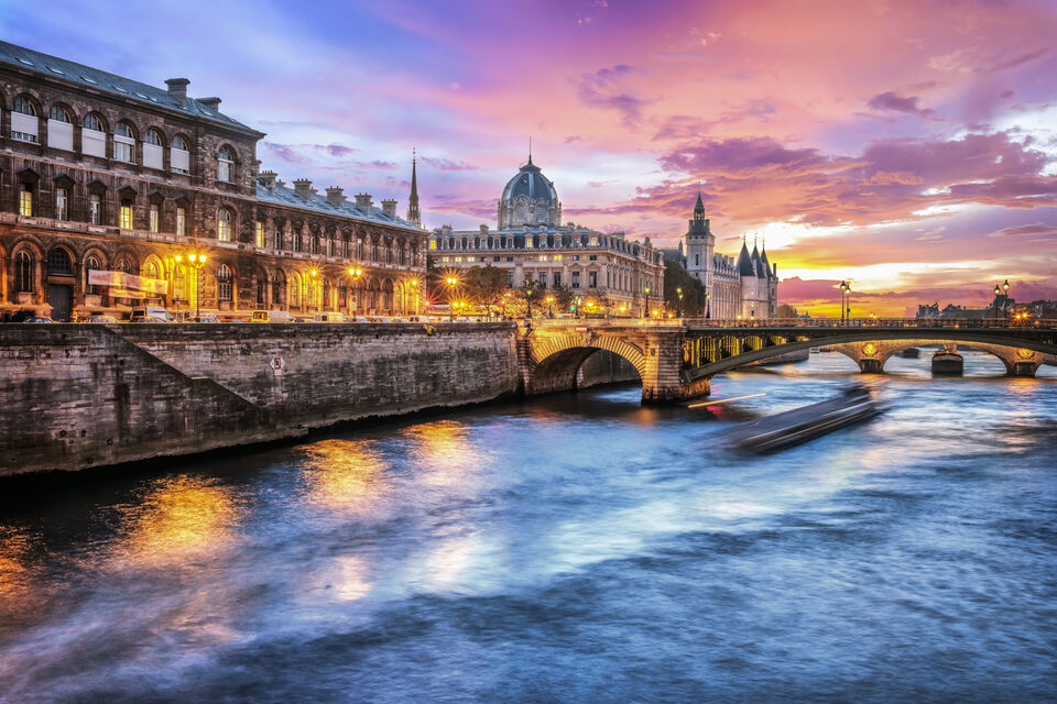 Paris Seine river cruise tickets - Paris Whatsup