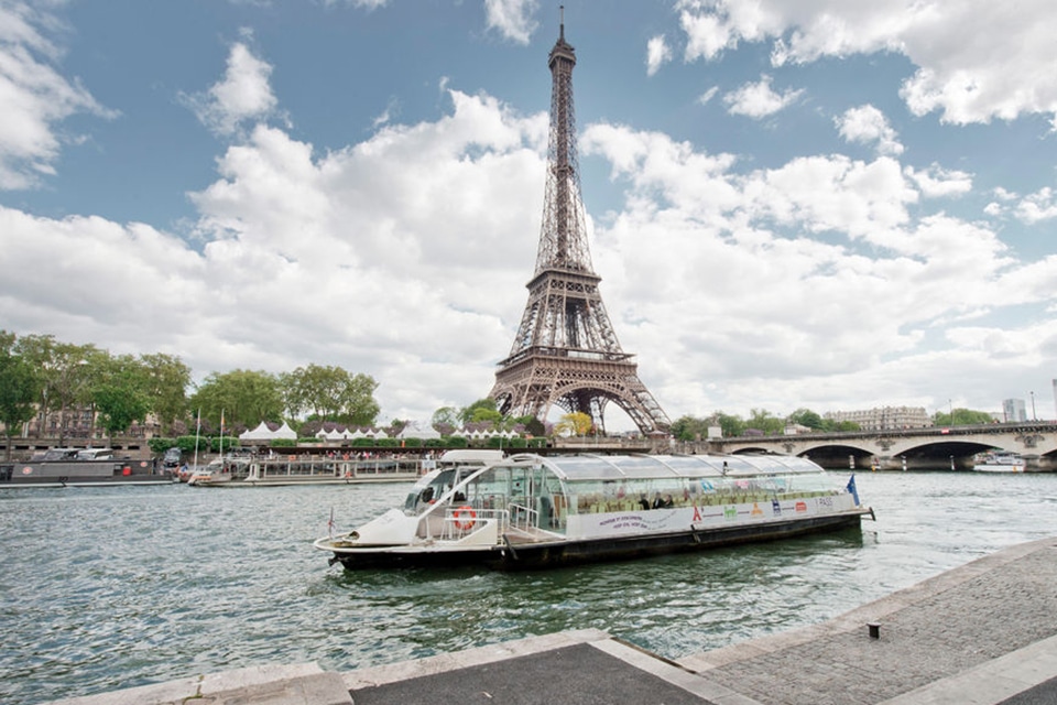 Batobus Paris Hop-On Hop-Off Sightseeing Cruise | Paris Whatsup