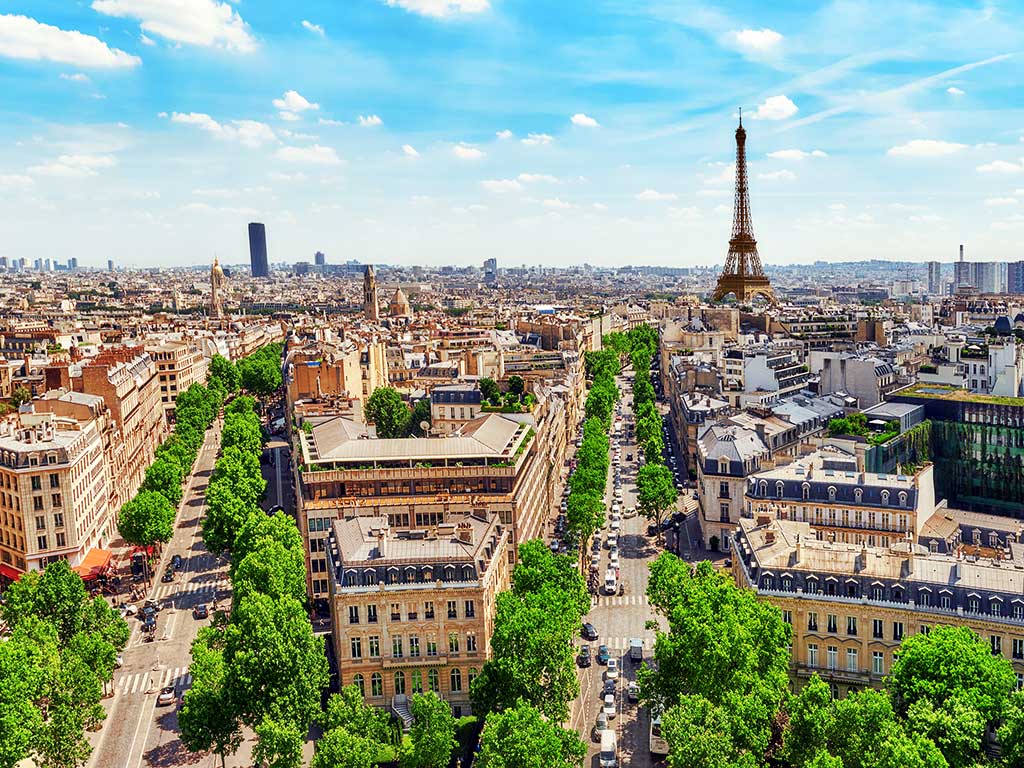 panoramic view over paris champs elysees | Paris Whatsup