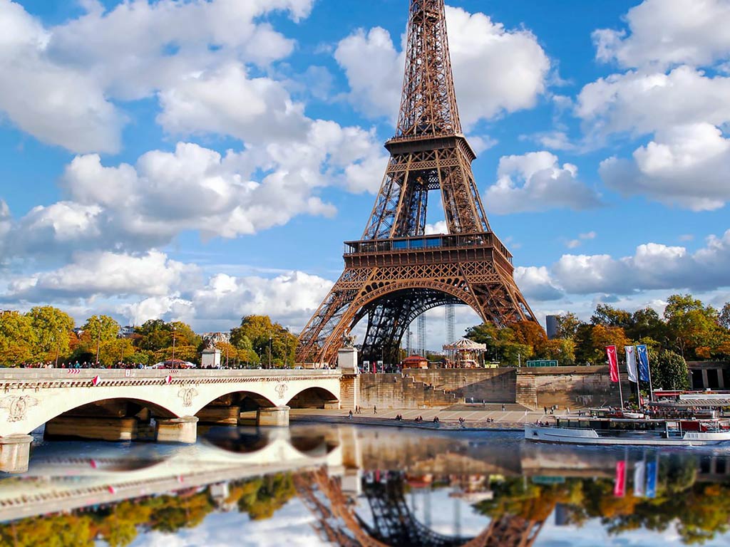 paris seine river cruise from the eiffel tower | Paris Whatsup