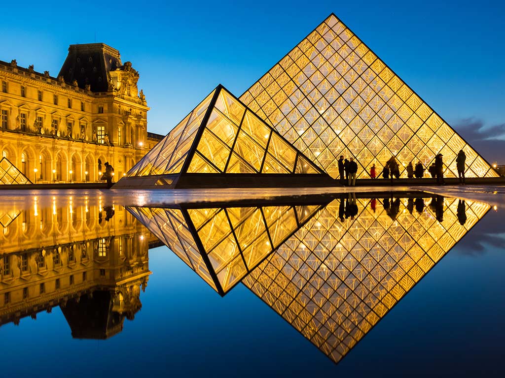 Discover the Louvre museum in Paris, book your tickets and guided tours at GetYourTicket - Paris Whatsup